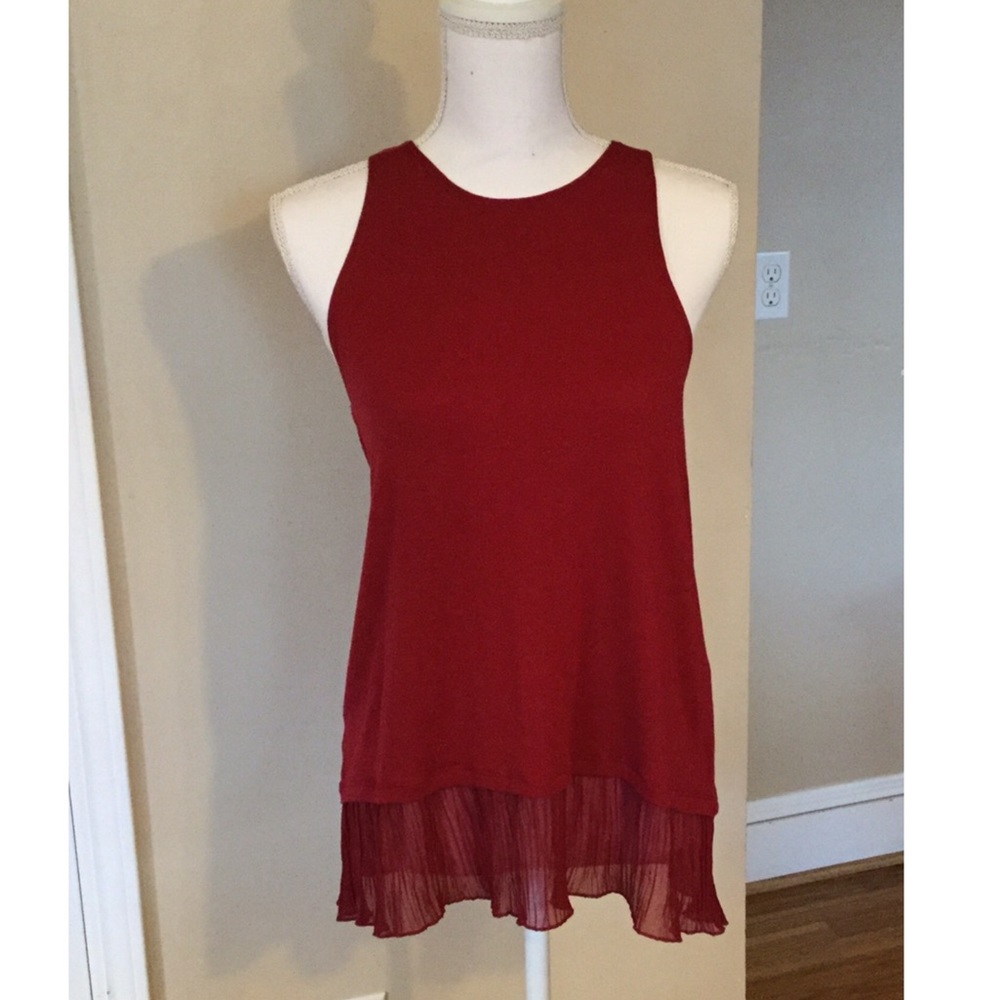 Hollister Top, NWT’s